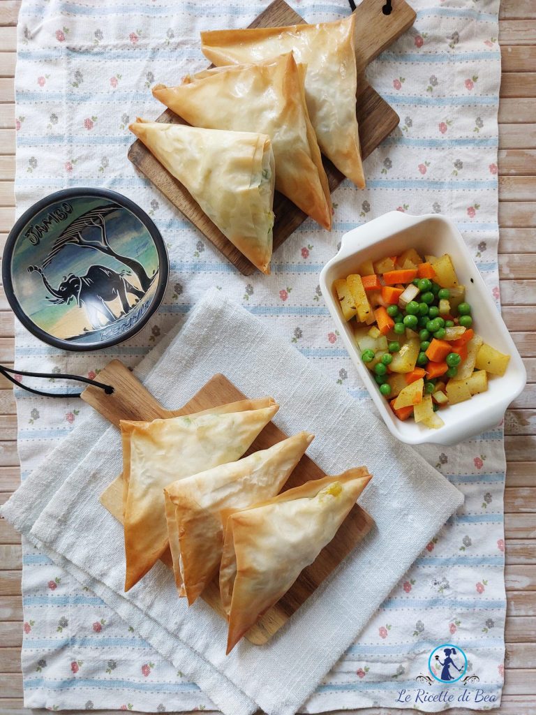 plato típico samosa