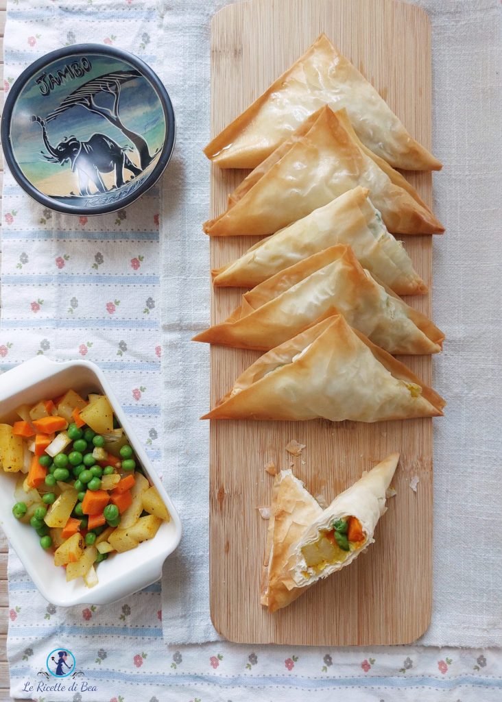 triángulos de pasta filo al horno