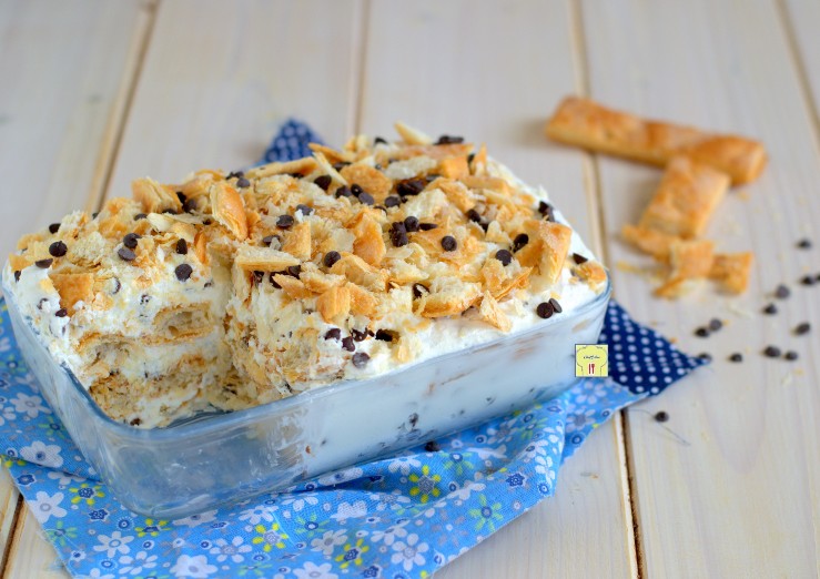 Semifrío de hojaldres mascarpone y chocolate