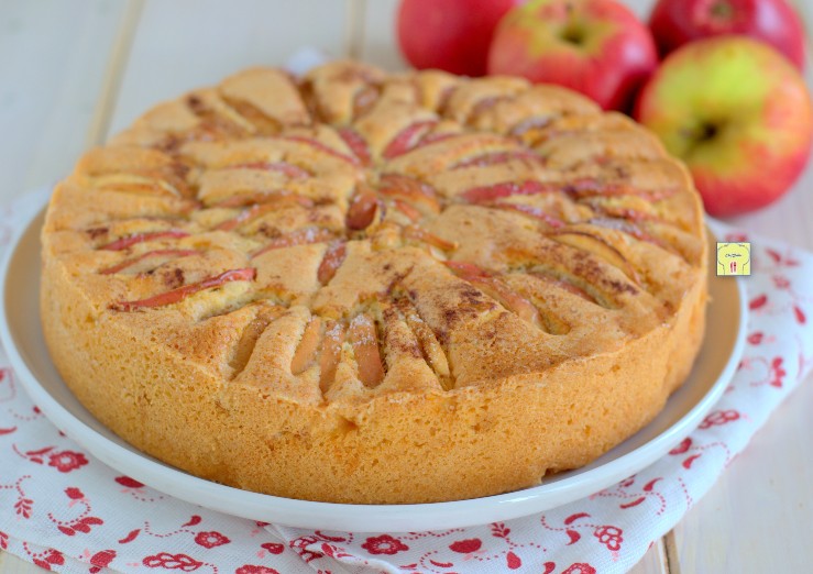 Tarta de manzana y nata