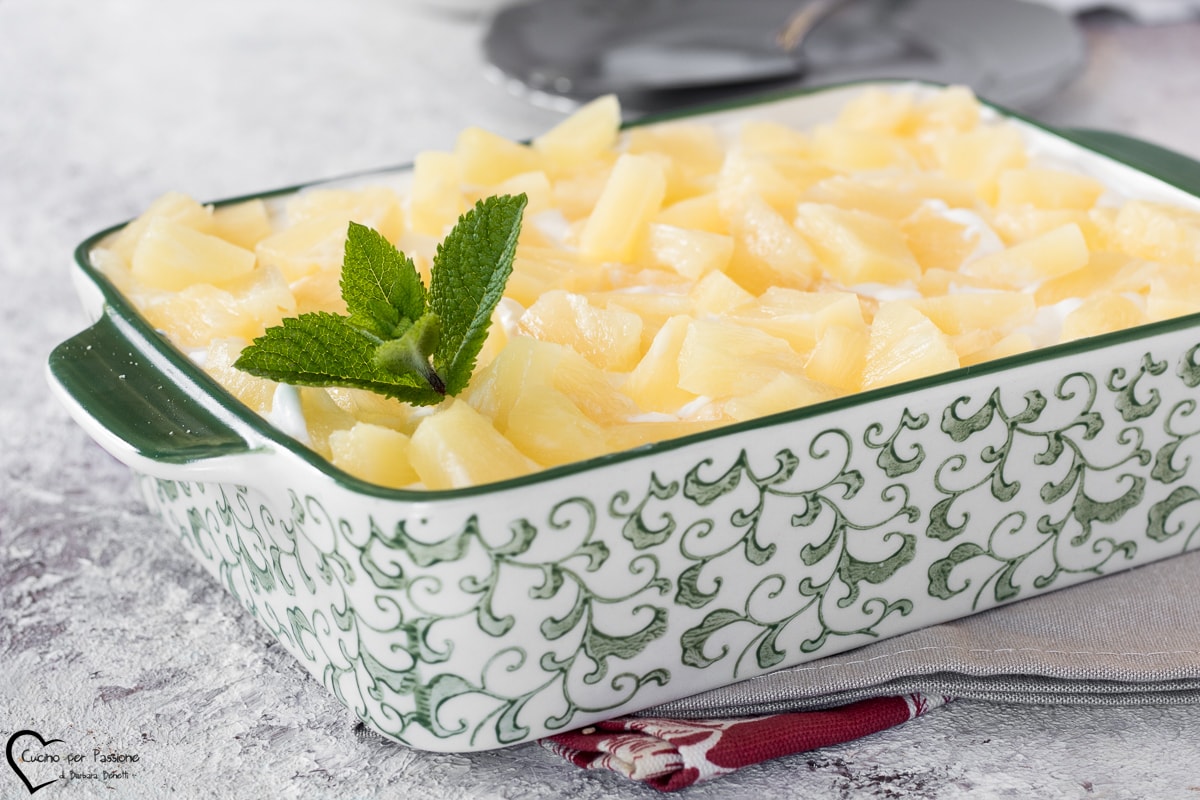 TARTA DE PIÑA Y YOGUR