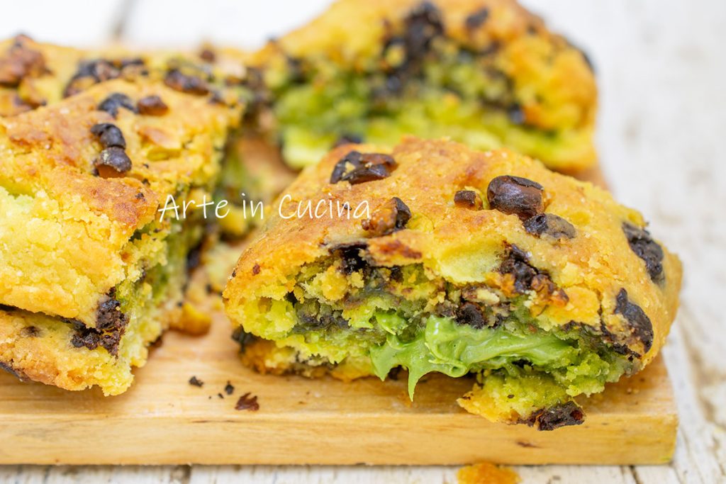 TARTA ENROLLADA DE PISTACHO