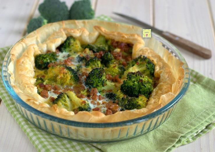 Tarta salada de brócoli y salchicha