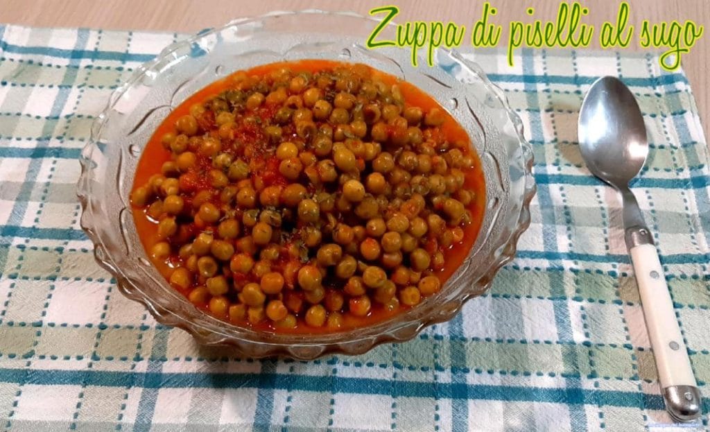 Sopa de guisantes en salsa