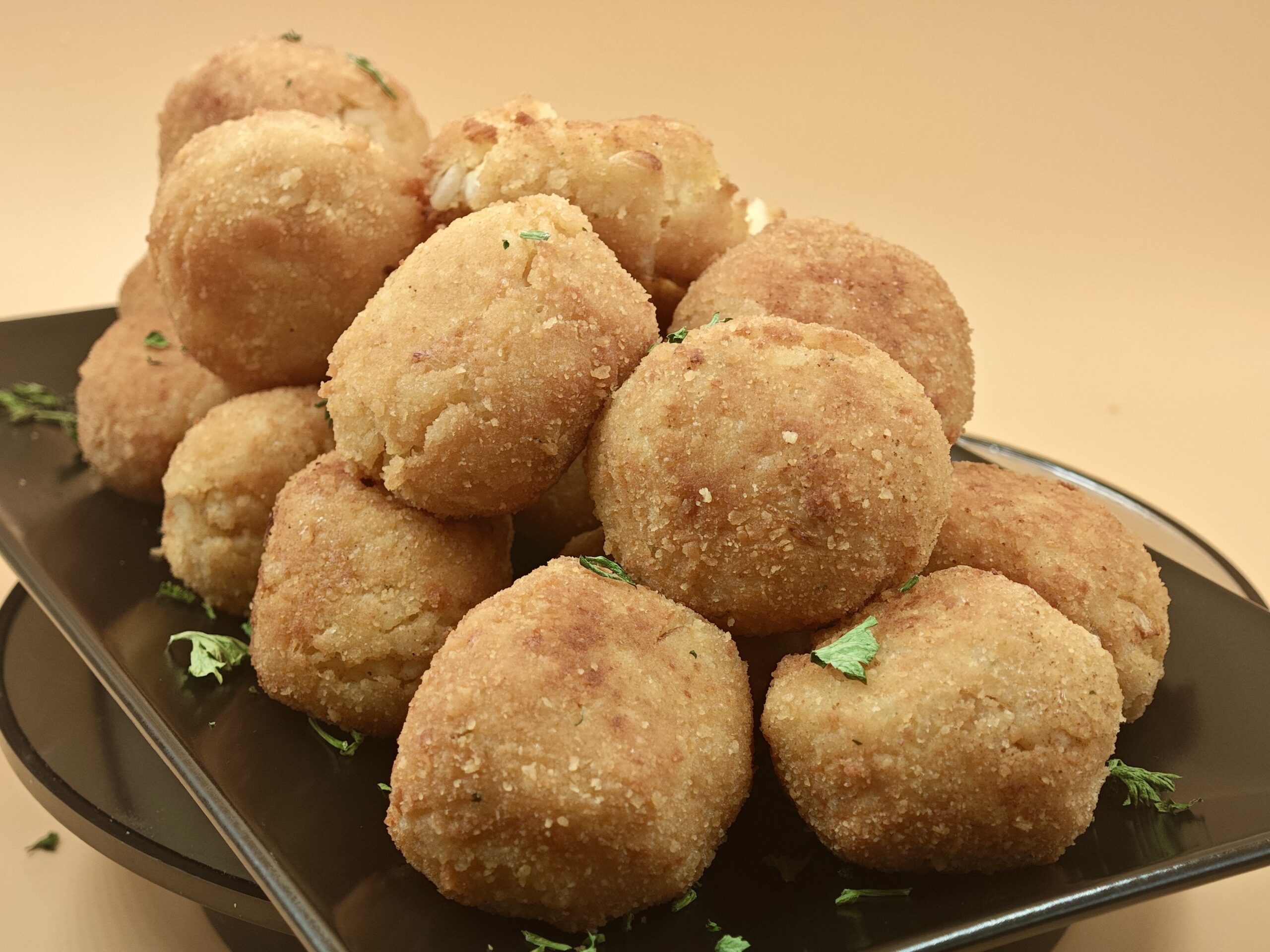 Albóndigas de arroz fritas