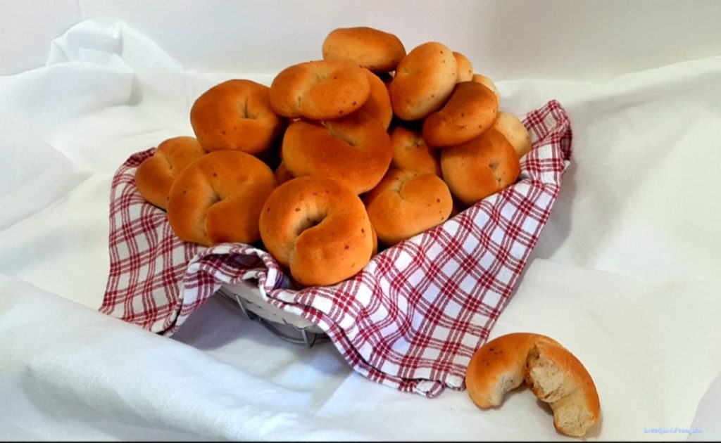 Tarallucci abruzzesi de San Blas