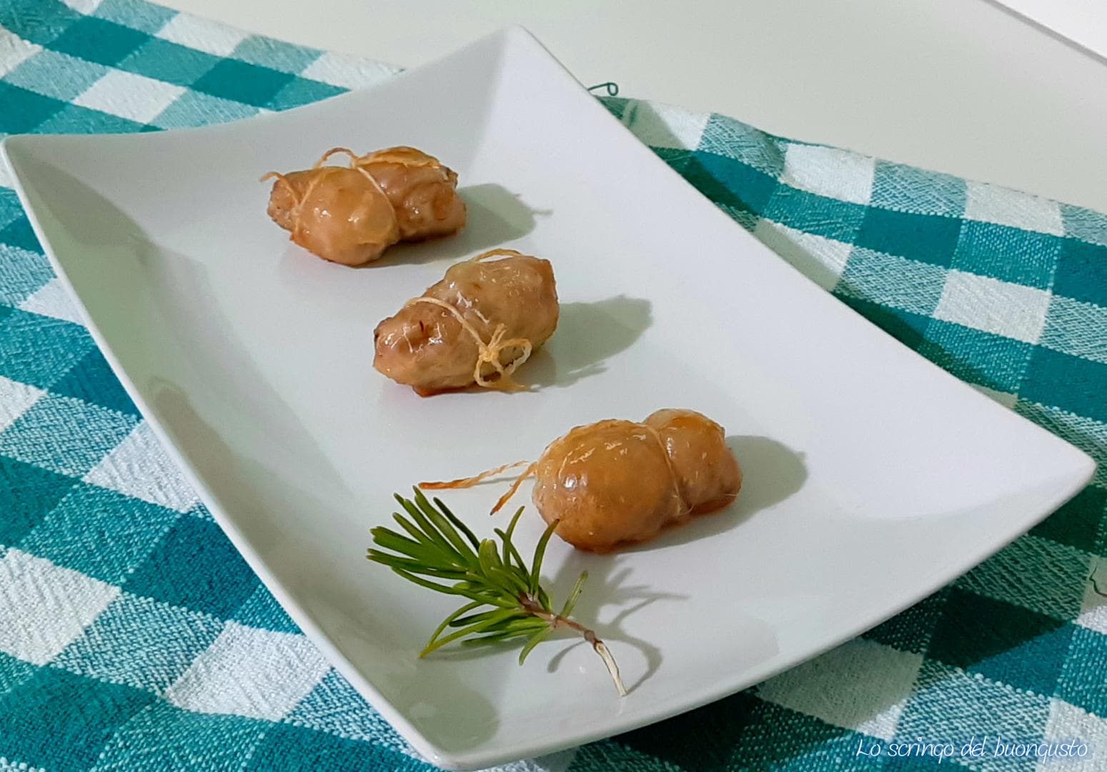 Paquetitos de pollo especiados