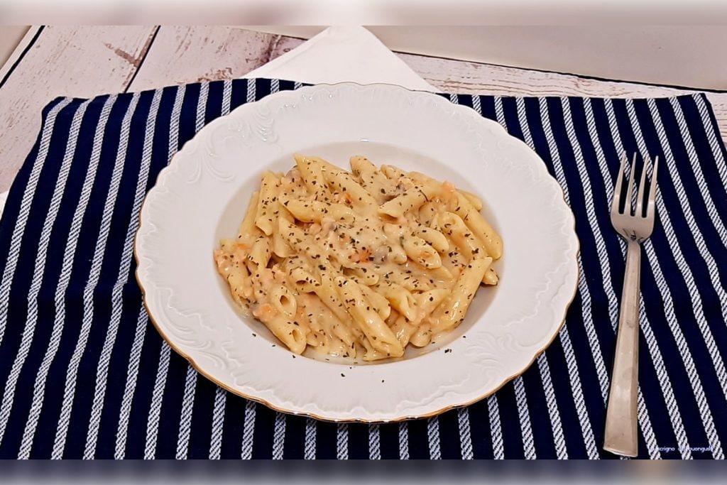 Pasta con salmón sin nata