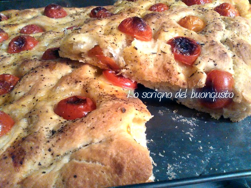 Focaccia pugliese