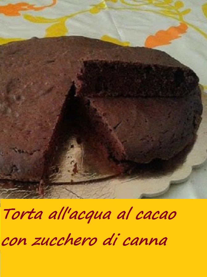 Tarta de agua y cacao con azúcar moreno