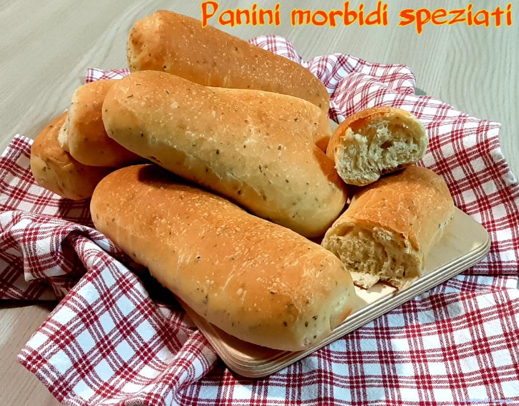 Panecillos suaves especiados