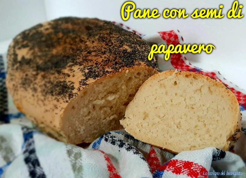 Pan con semillas de amapola