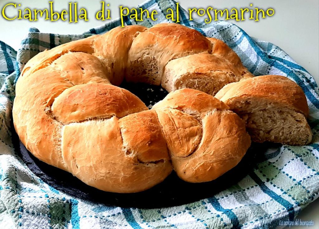 Rosca de pan con romero