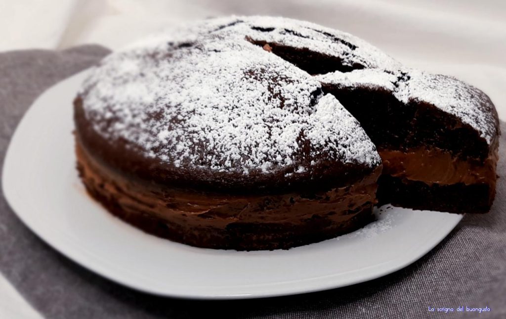 Tarta moretto rellena