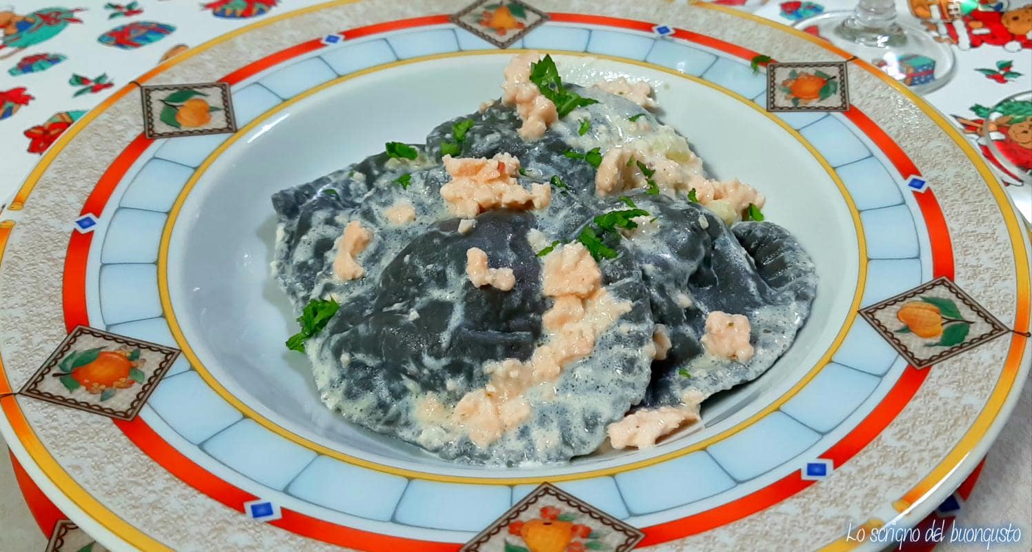 Raviolis con tinta de calamar