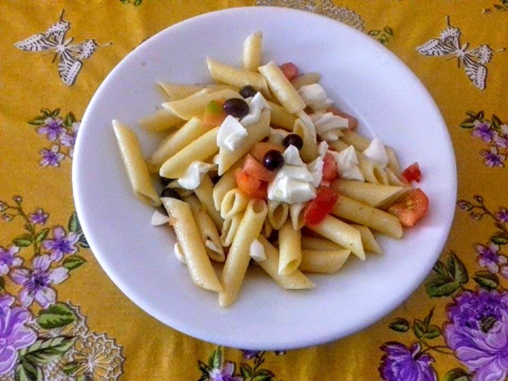 Pasta fría a la pizzaiola