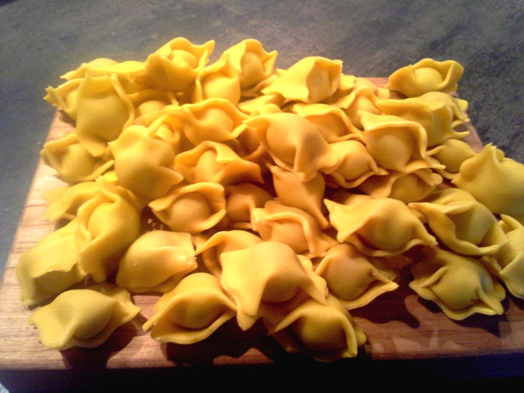 Agnolotti del plin rellenos de asado