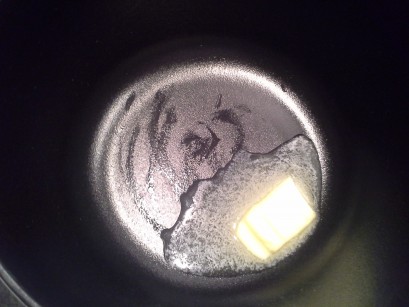 mantequilla en sartén