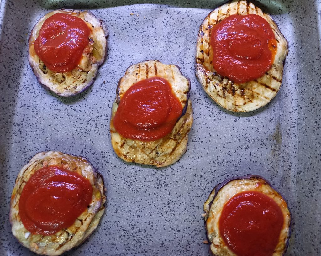 Aperitivo de berenjenas a beccafico a la parrilla