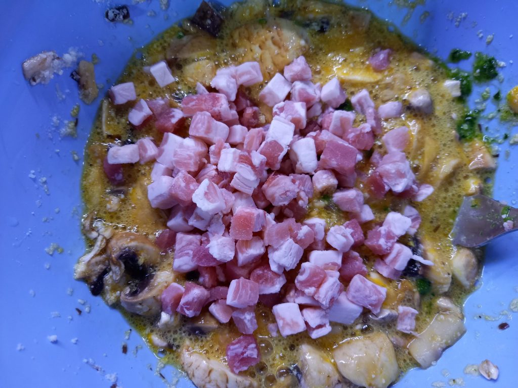 Rosca de champiñones y panceta ahumada