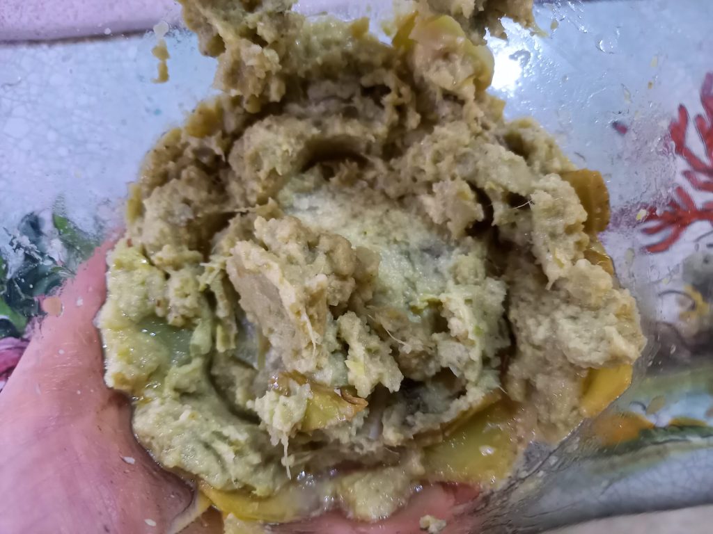 Pasta con alcachofas a la siciliana