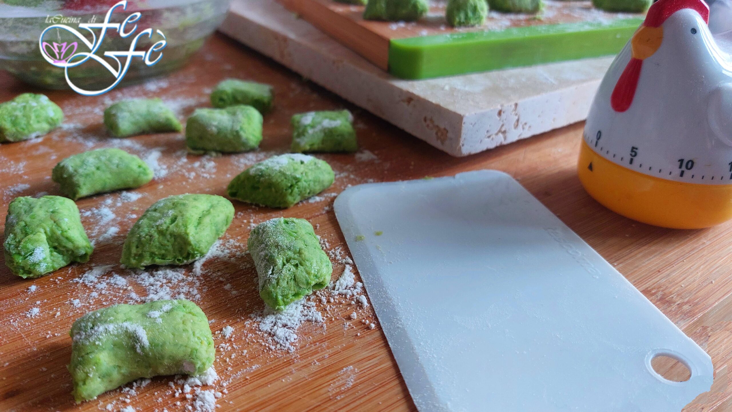 ÑOQUIS DE GUISANTES (Receta sin patatas y sin huevos)