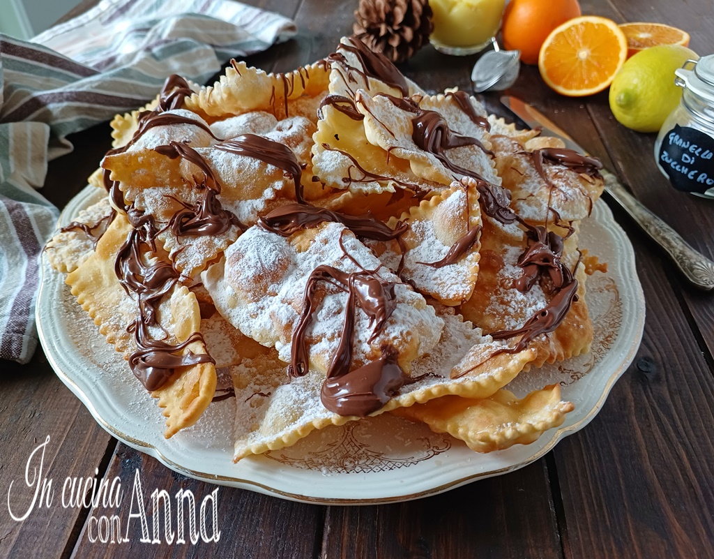 Chiacchiere con Nutella