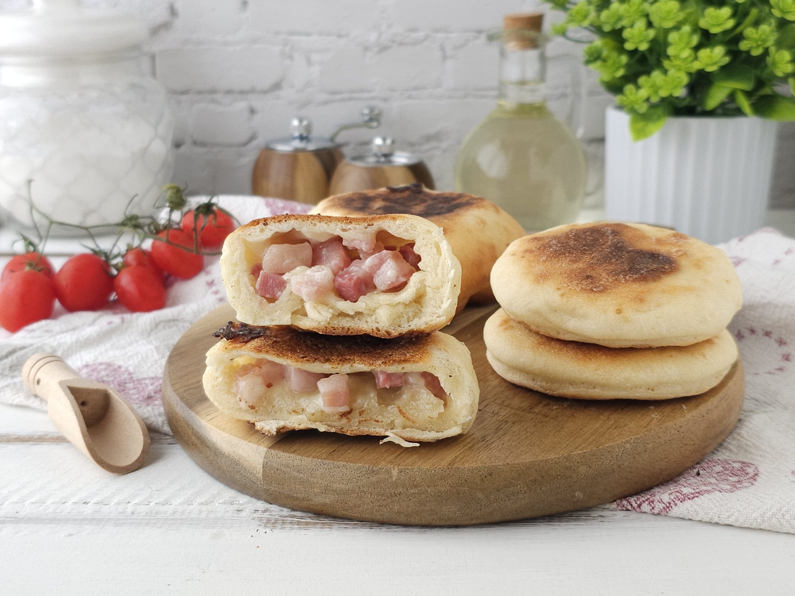 Focaccias rellenas en sartén