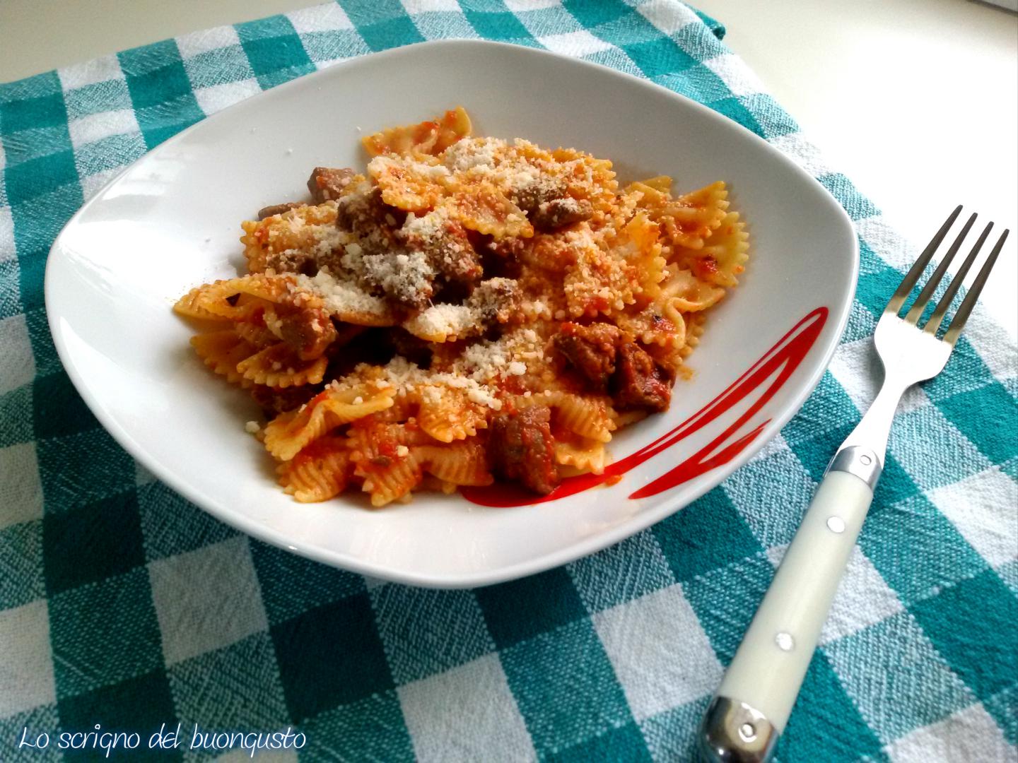 Farfalle al ragú de oveja