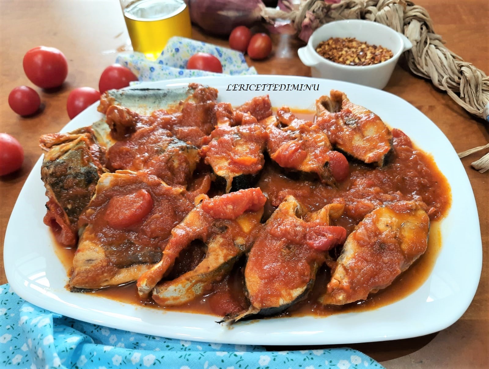 Receta de lampuga o dorado en salsa de tomate