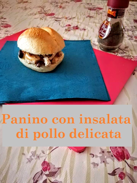 Bocadillo con ensalada de pollo delicada