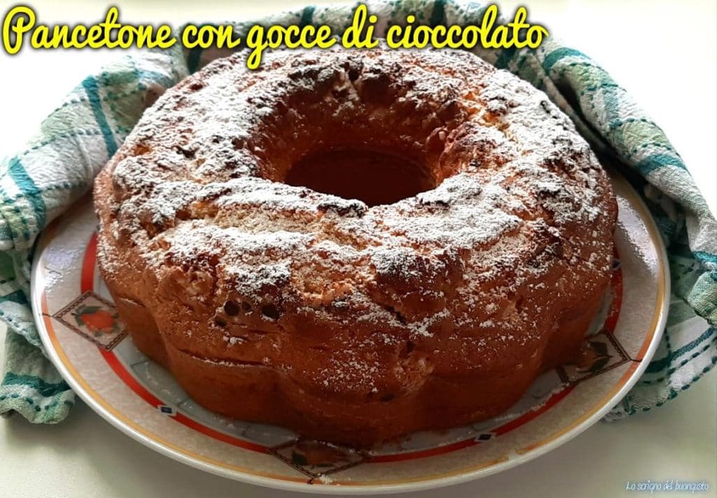 Pancetone con gotas de chocolate