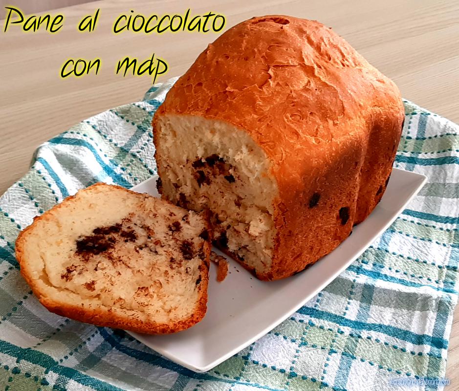 Pan de chocolate con máquina de pan