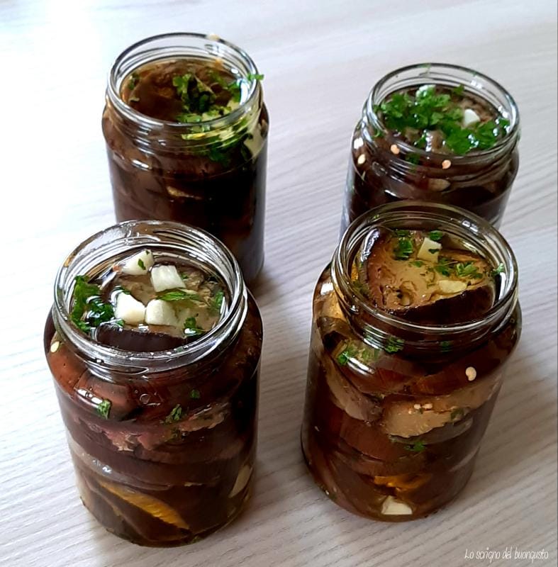 Berenjenas en aceite