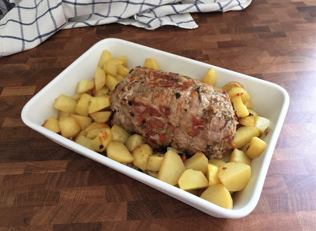 Asado de ternera con patatas al horno