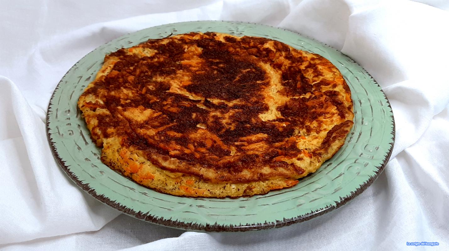 Tortilla de cebolla y zanahorias