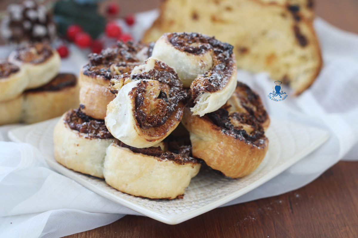 Abanicos de hojaldre con panettone y nutella