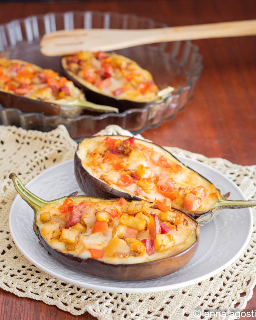 berenjenas rellenas de verduras y panceta