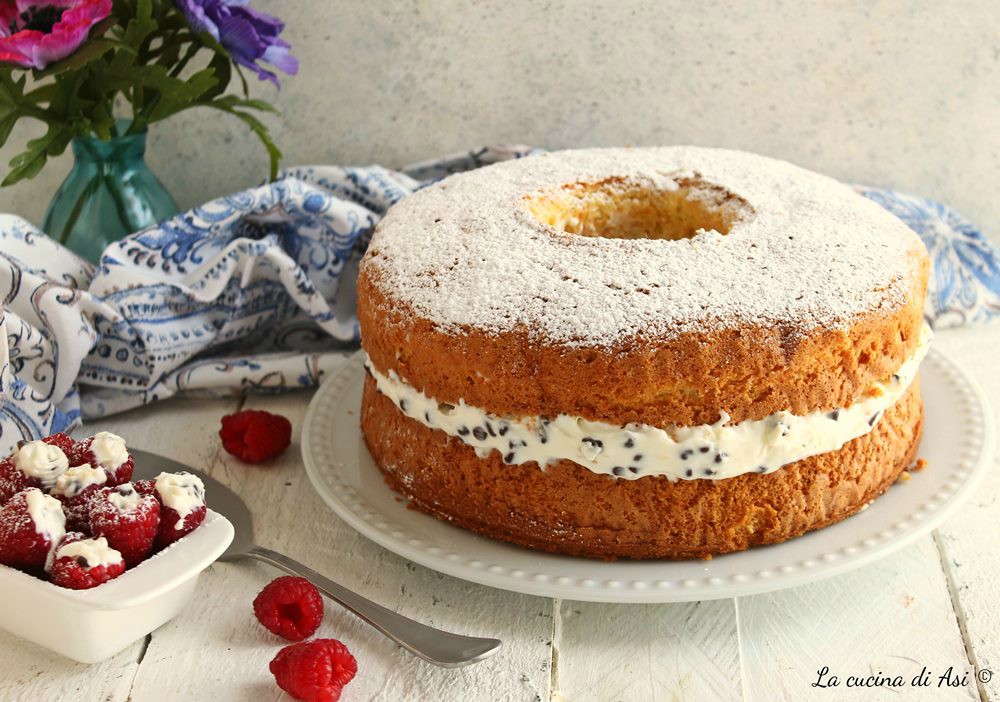 Bizcocho relleno crema de mascarpone chocolate