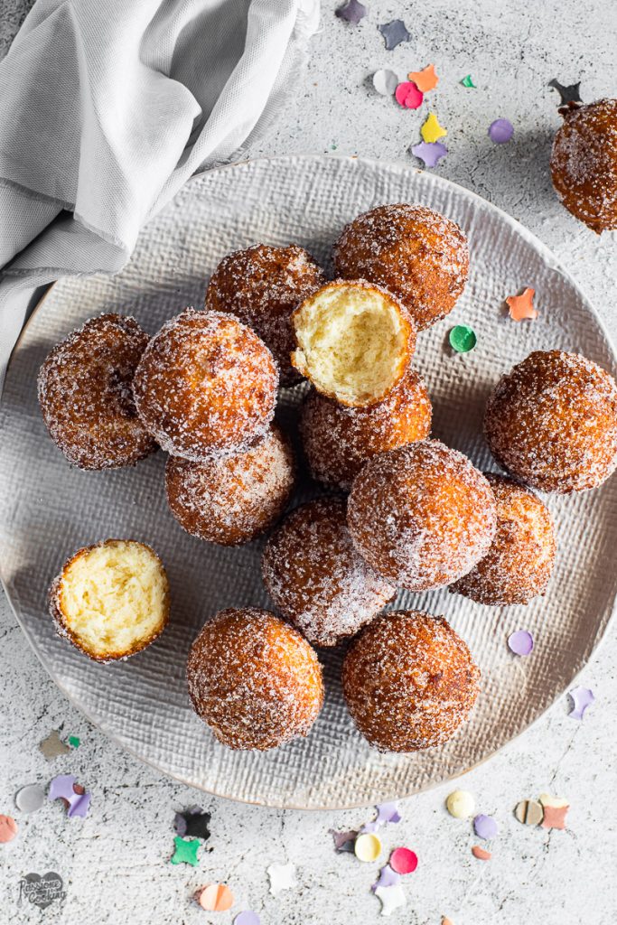 Buñuelos rápidos de ricotta