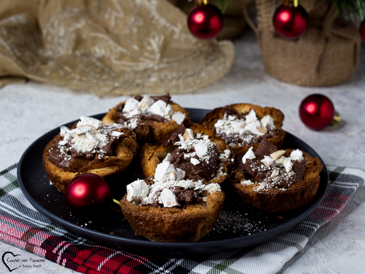 CESTAS DE PANDORO CON CHOCOLATE Y TURRÓN