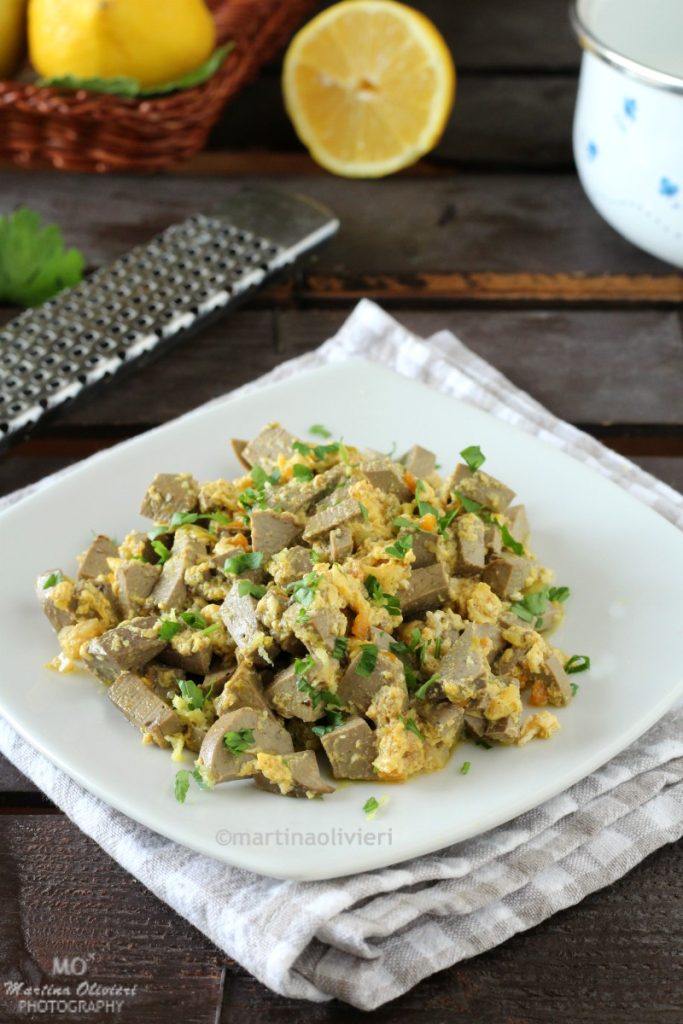 Coratella de cordero con huevos