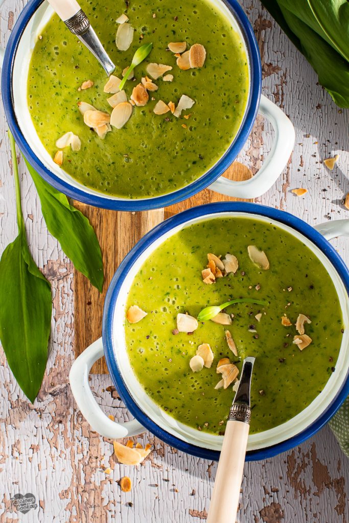 Crema de patatas y ajo silvestre