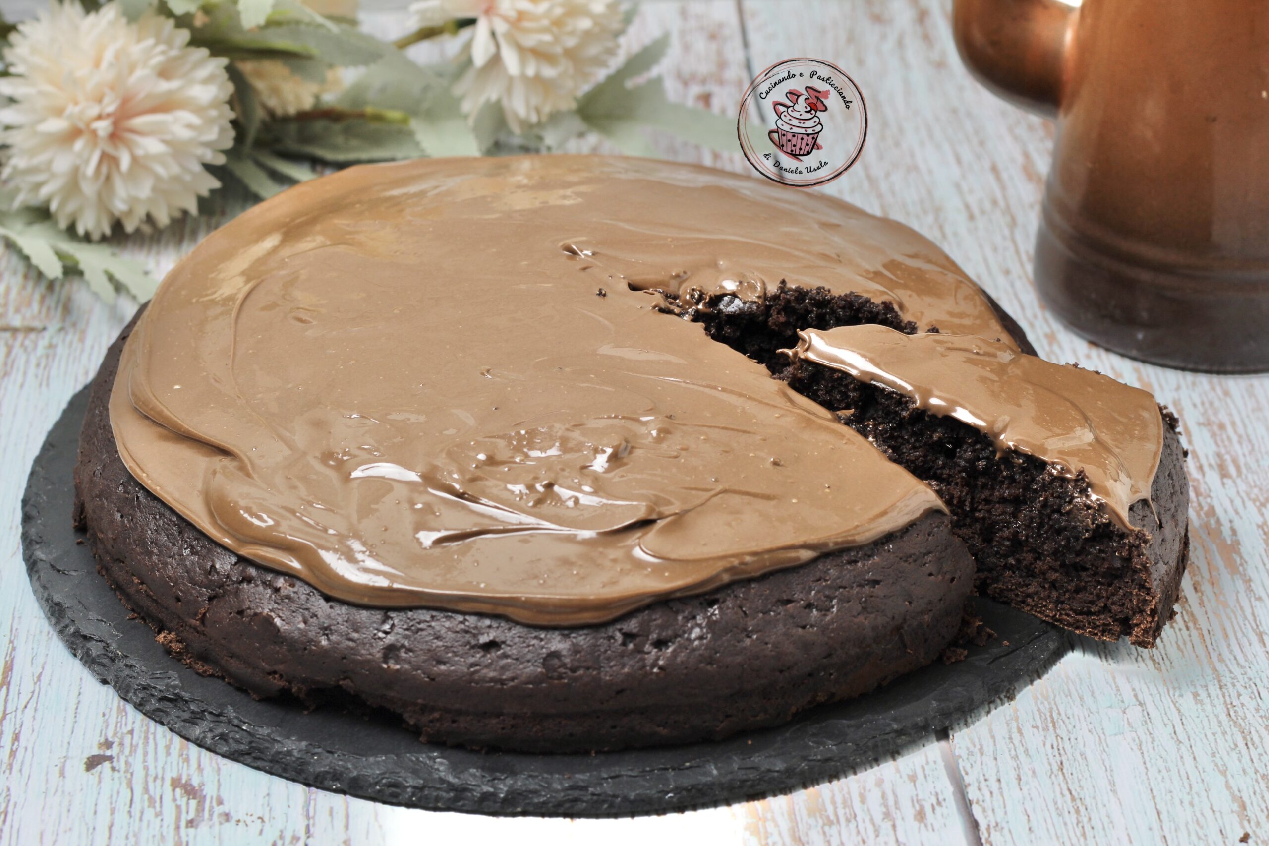 PASTEL DE CHOCOLATE CON AGUA – esponjoso y ligero, sin huevos y sin lactosa