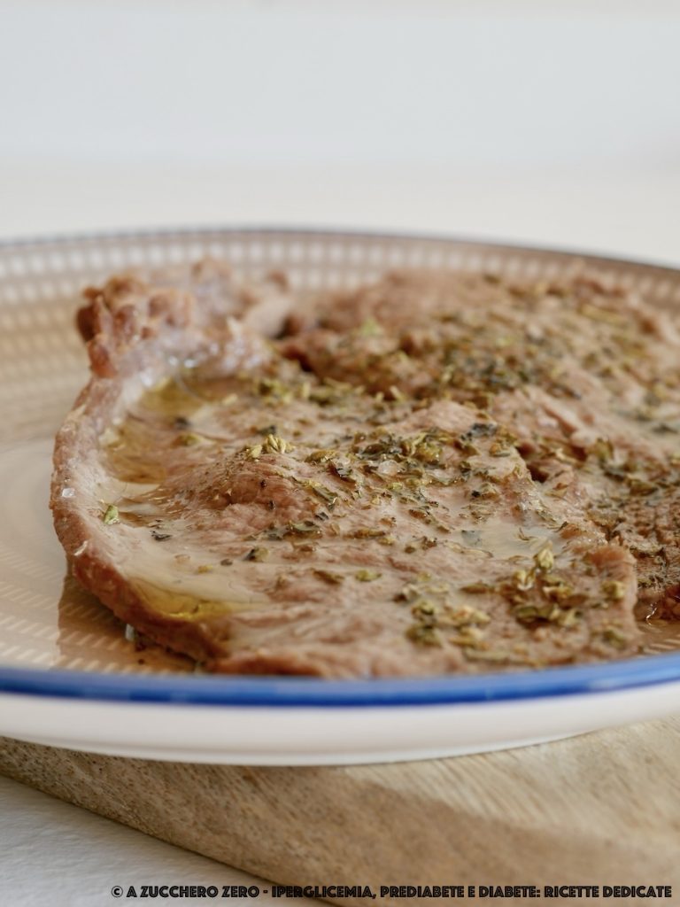 Filetes de ternera a la sartén con salsita | receta simple, ligera y sabrosa