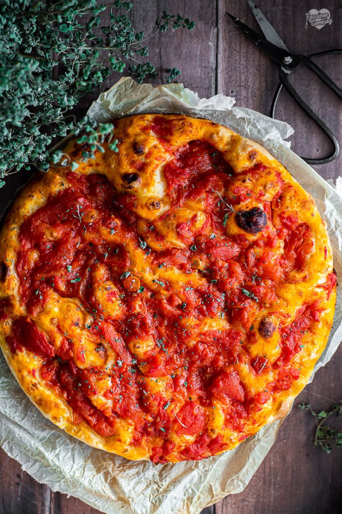 Focaccia suavísima con tomate