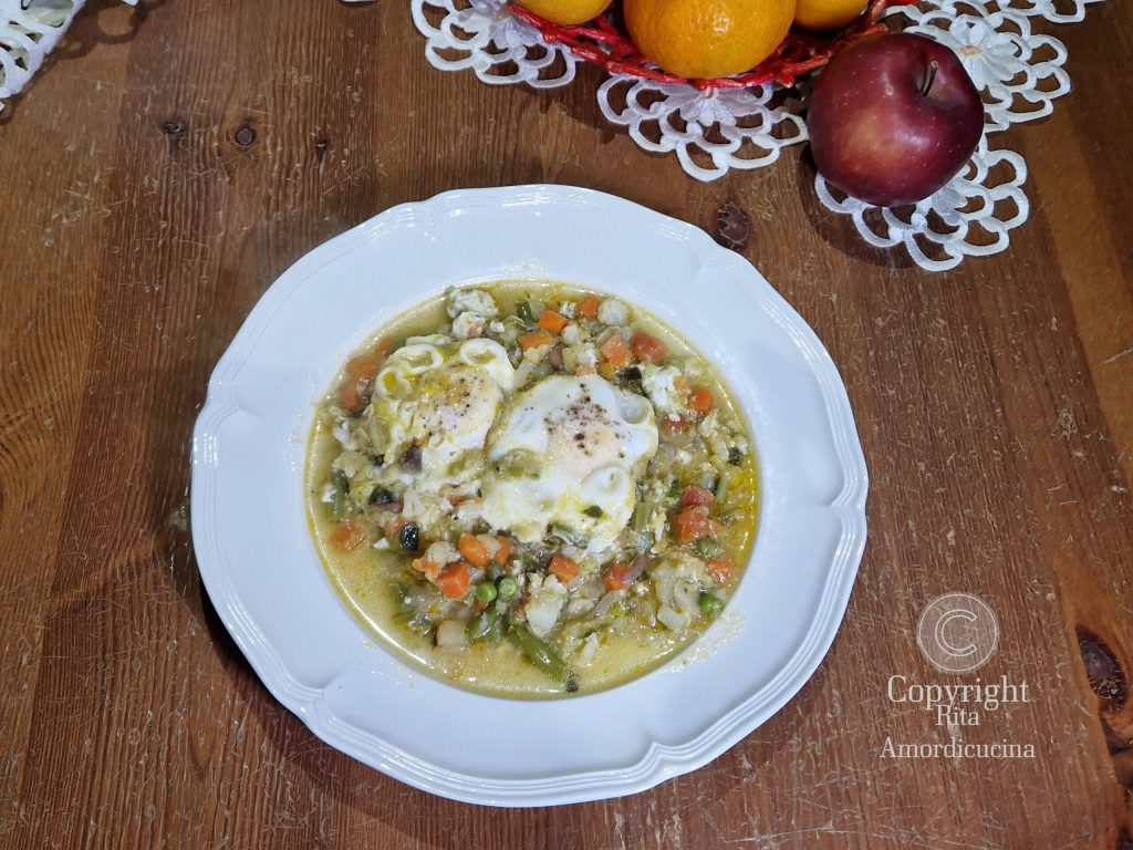 Huevos primavera en sartén y con Bimby