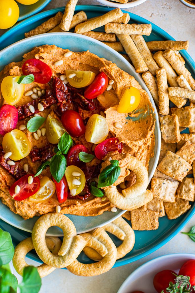Hummus de garbanzos y tomates secos