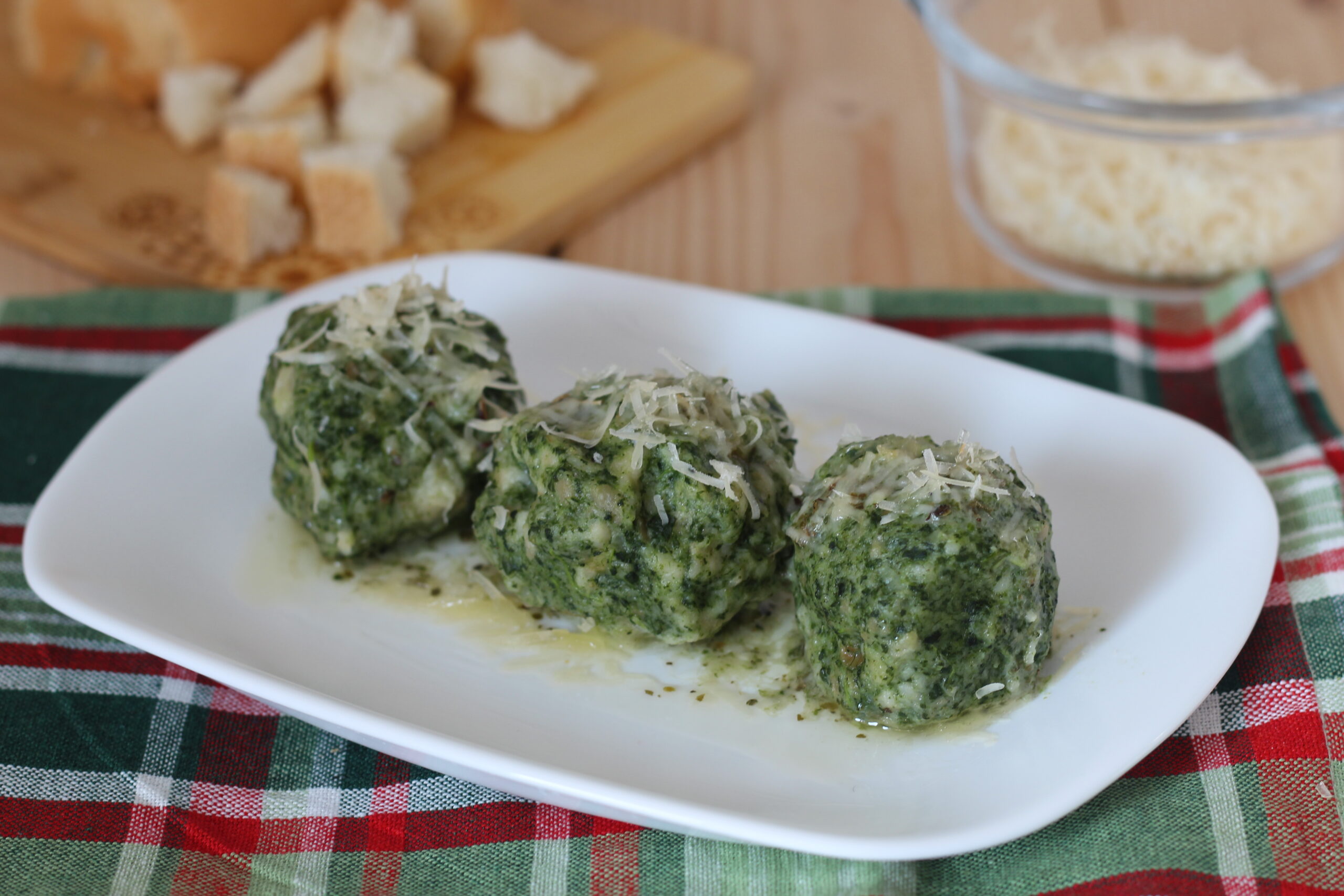 Knödel de espinacas