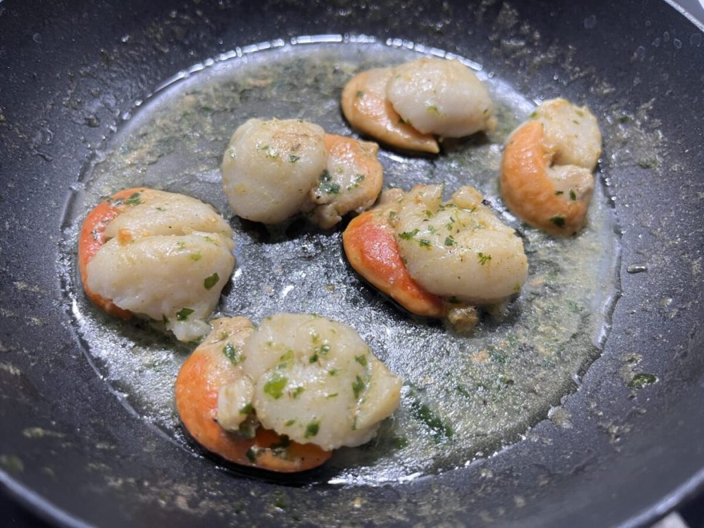 risotto con azafrán y vieiras